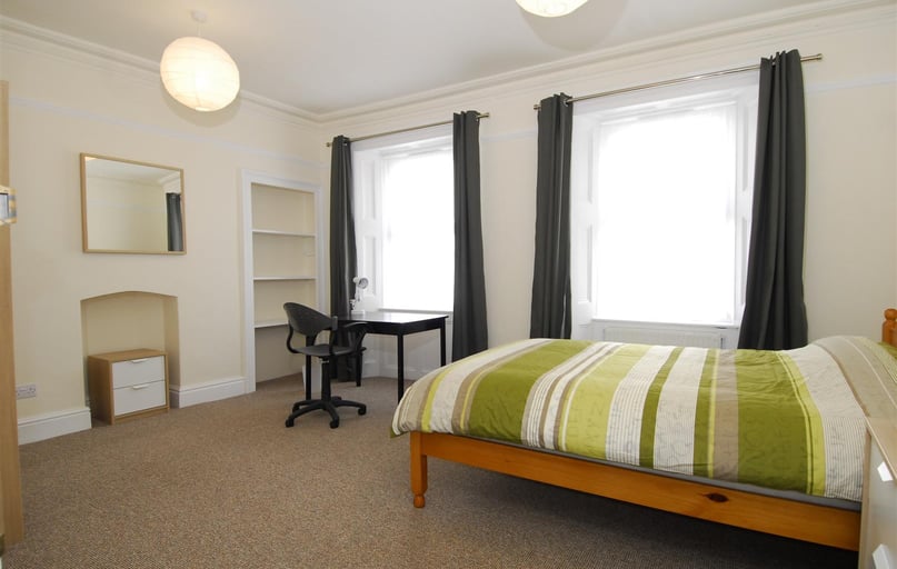Clifton Place, Greenbank, Plymouth - Image 1